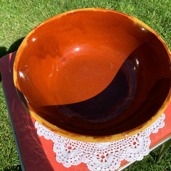 Vintage Blue Mountain Pottery harvest gold bowl - Picture 3 of 5